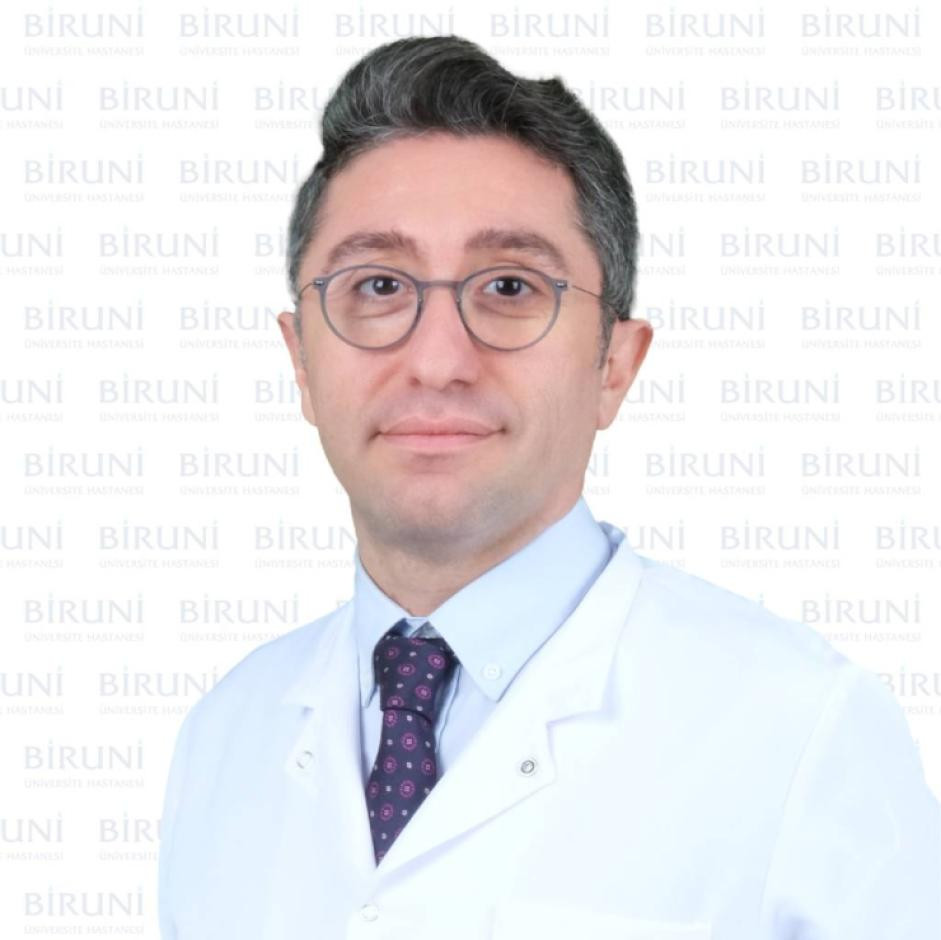 Dr. Melih ÜÇER